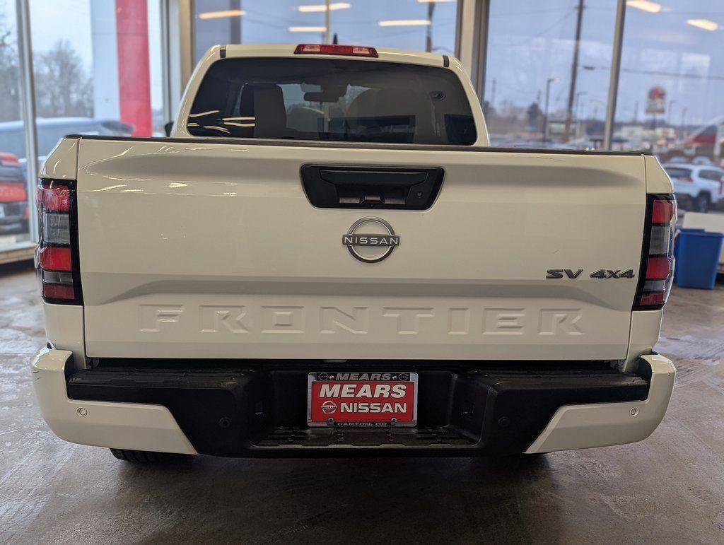 Used 2024 Nissan Frontier SV w/ Technology Package image 4