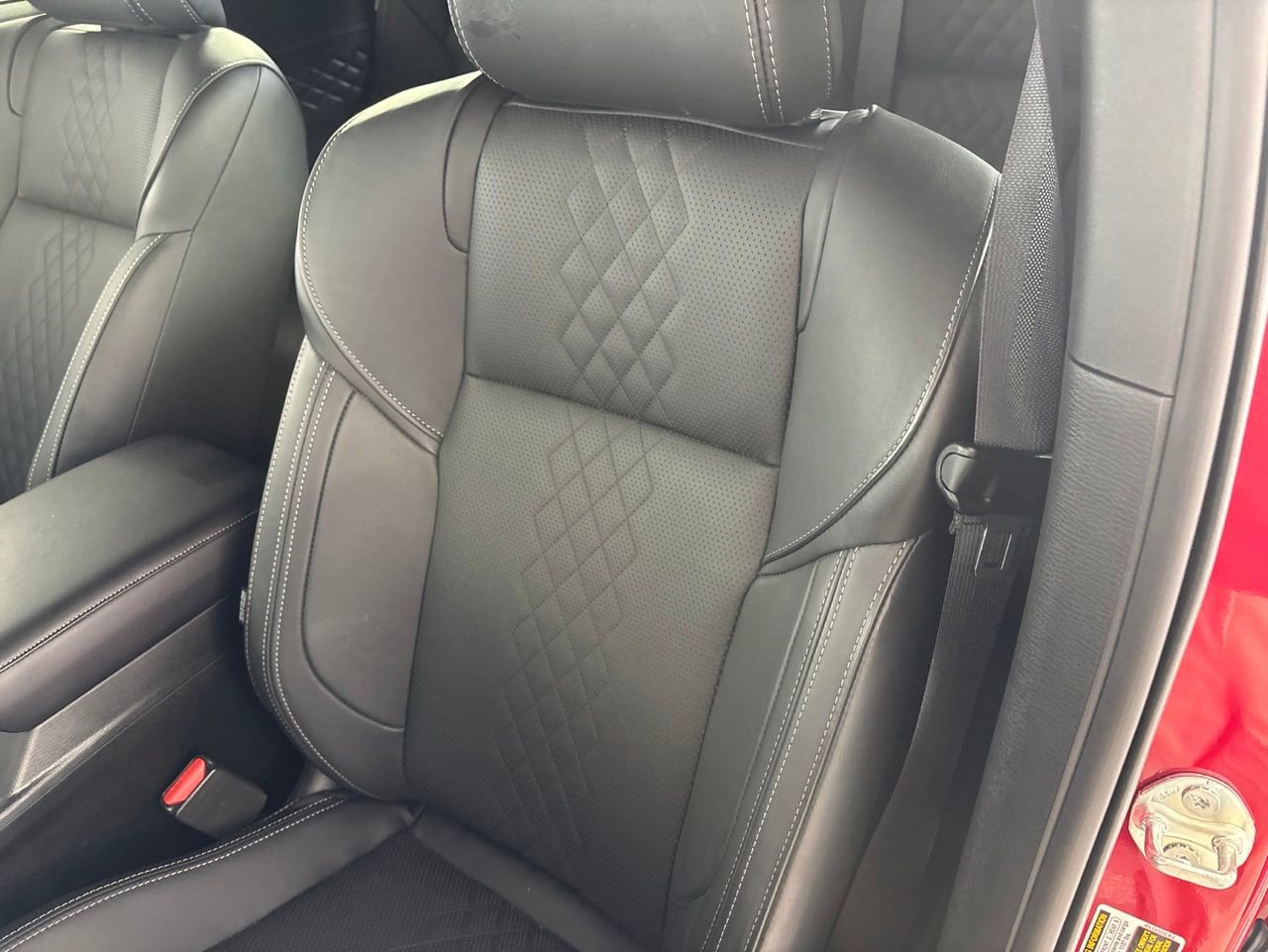 Used 2025 Mitsubishi Outlander SEL Black Edition AWD/4WD image 8
