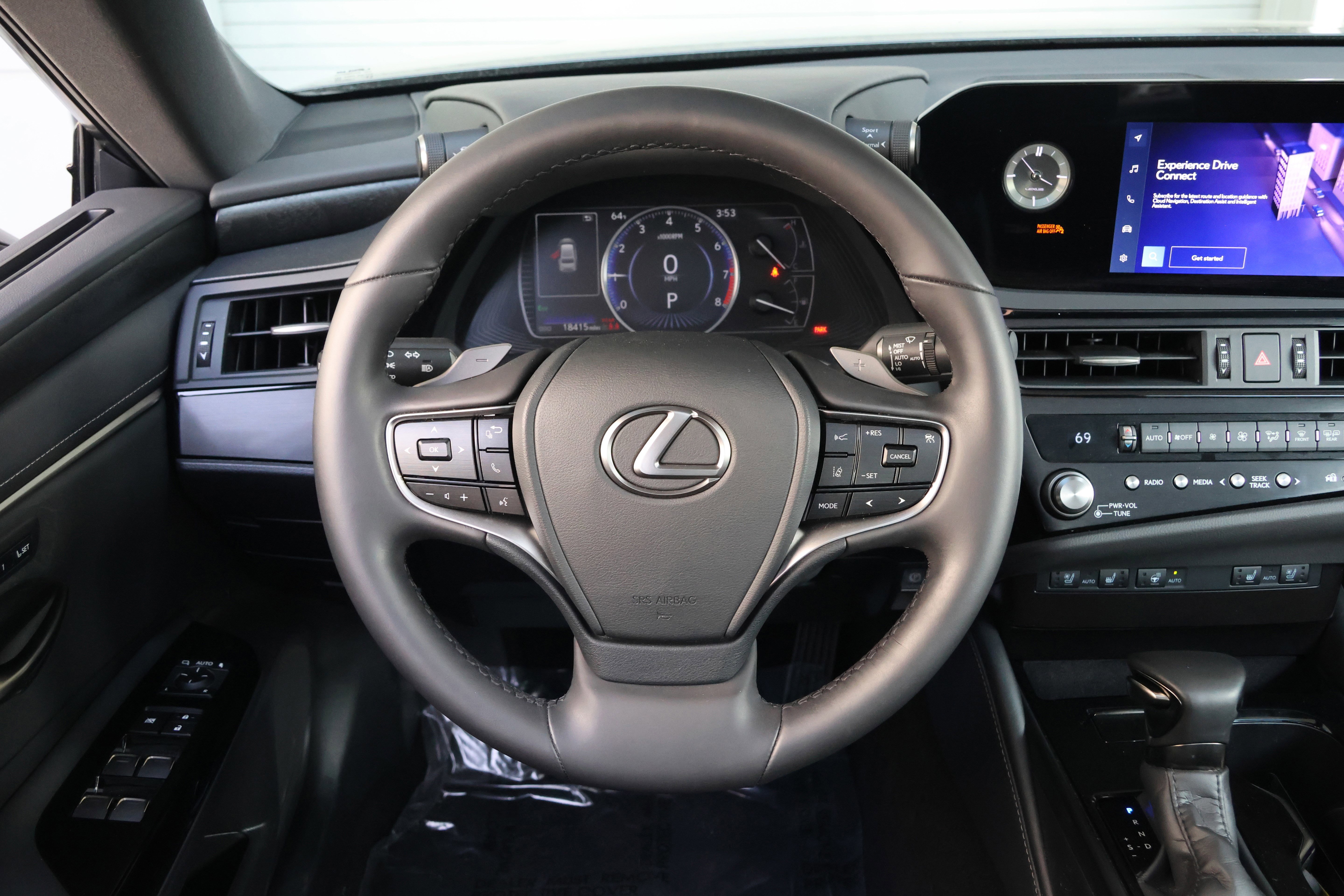 Used 2024 Lexus ES 350 350 w/ Premium Package image 27