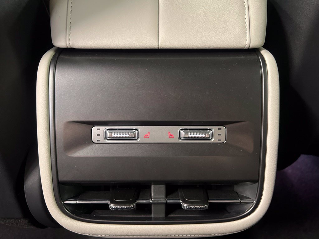 Used 2026 Lincoln Nautilus Reserve AWD/4WD image 29