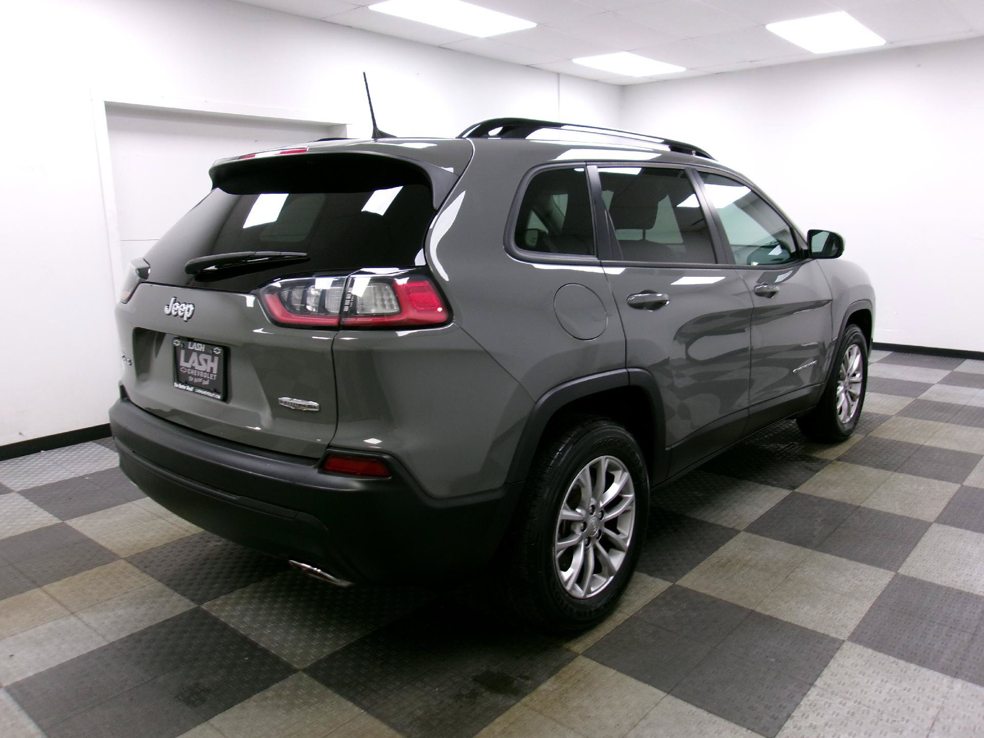 Used 2022 Jeep Cherokee Latitude Lux AWD/4WD image 13