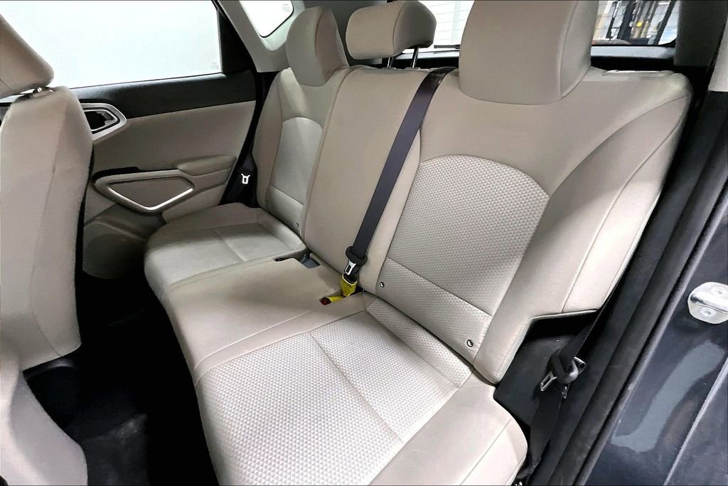 Used 2025 Kia Soul LX image 33