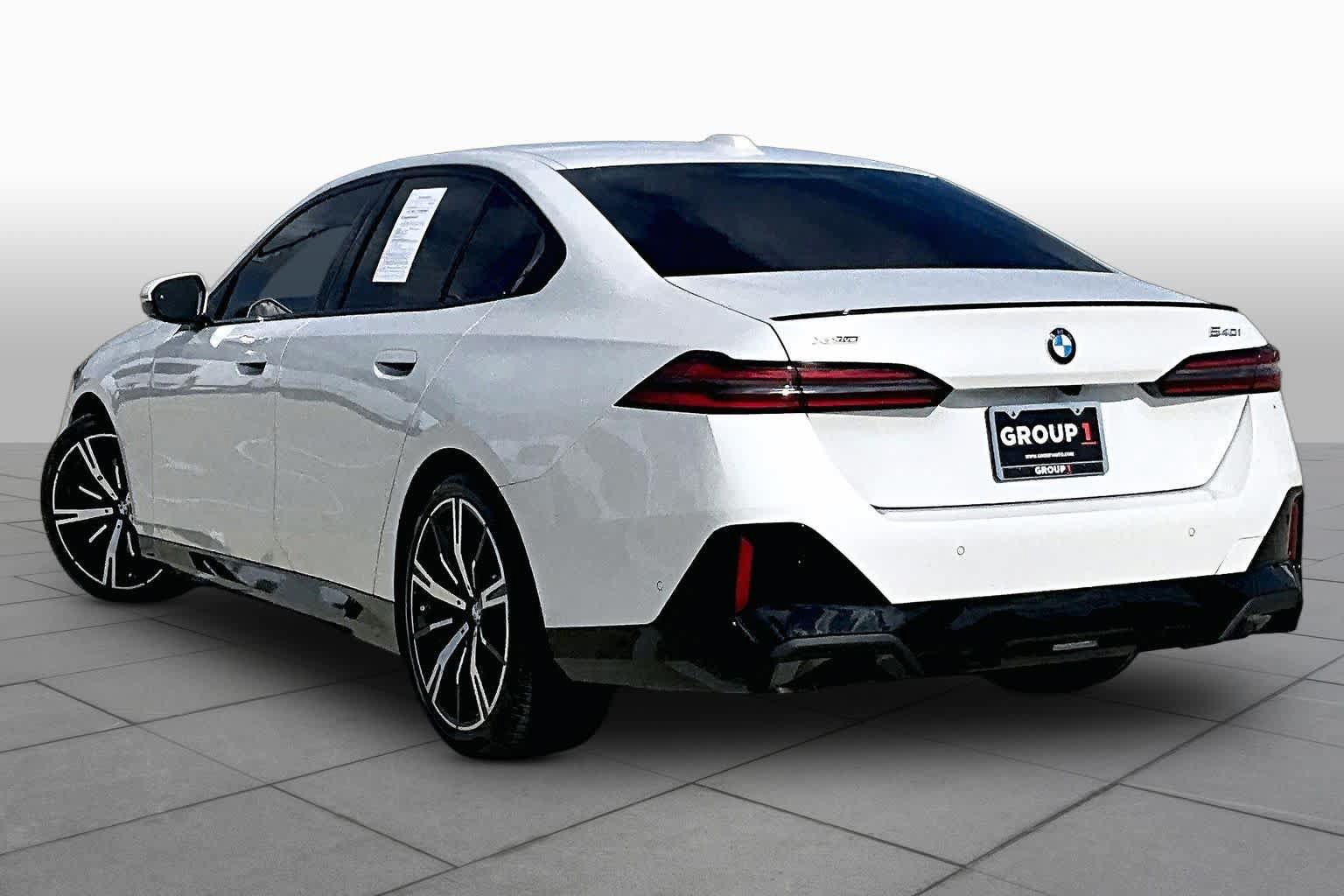 Used 2027 BMW 540i xDrive w/ M Sport Package AWD/4WD image 11