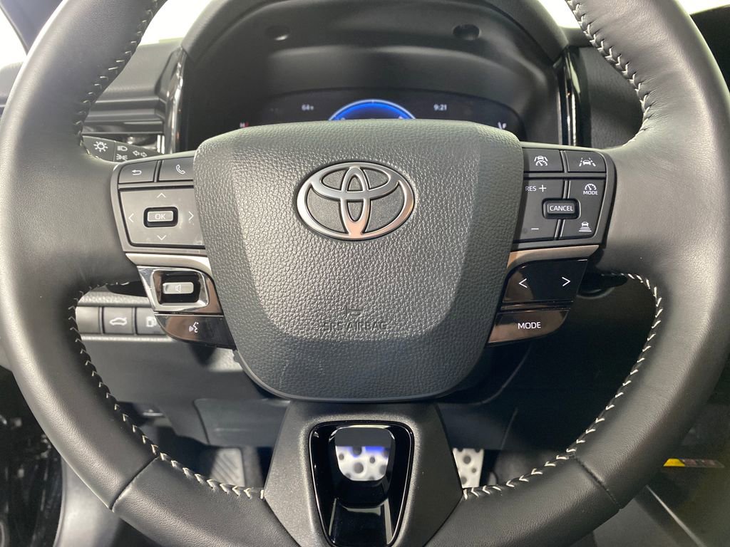 Certified 2025 Toyota Camry SE image 12