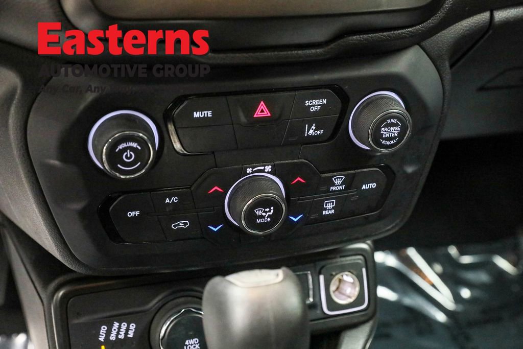 Used 2021 Jeep Renegade Latitude image 33