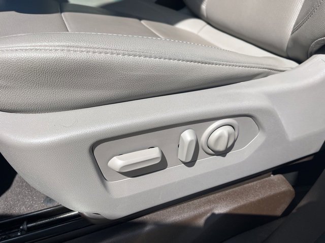 Used 2021 Chevrolet Silverado 1500 LTZ w/ LTZ Premium Package image 18