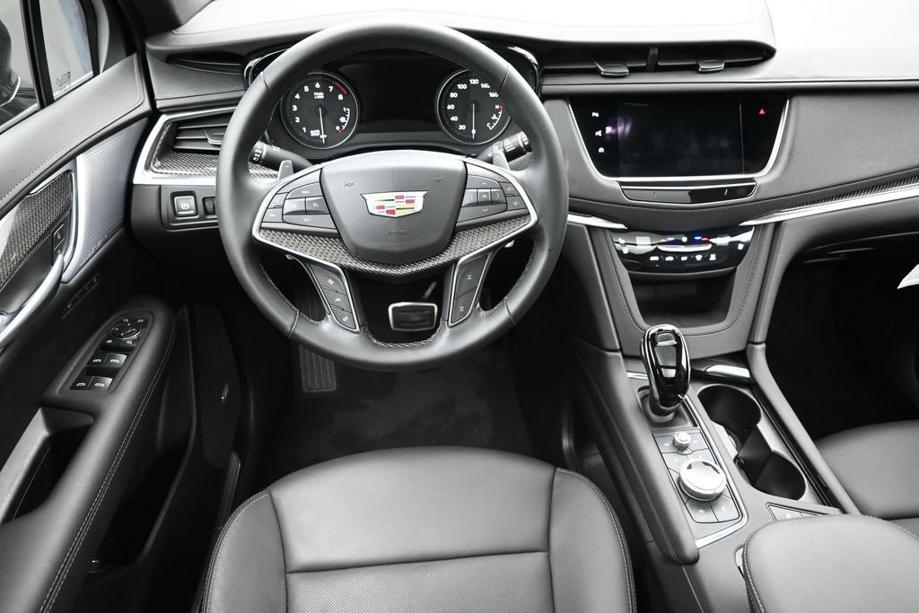 Used 2026 Cadillac XT5 Sportv w/ LPO, Floor Liner Package AWD/4WD image 12