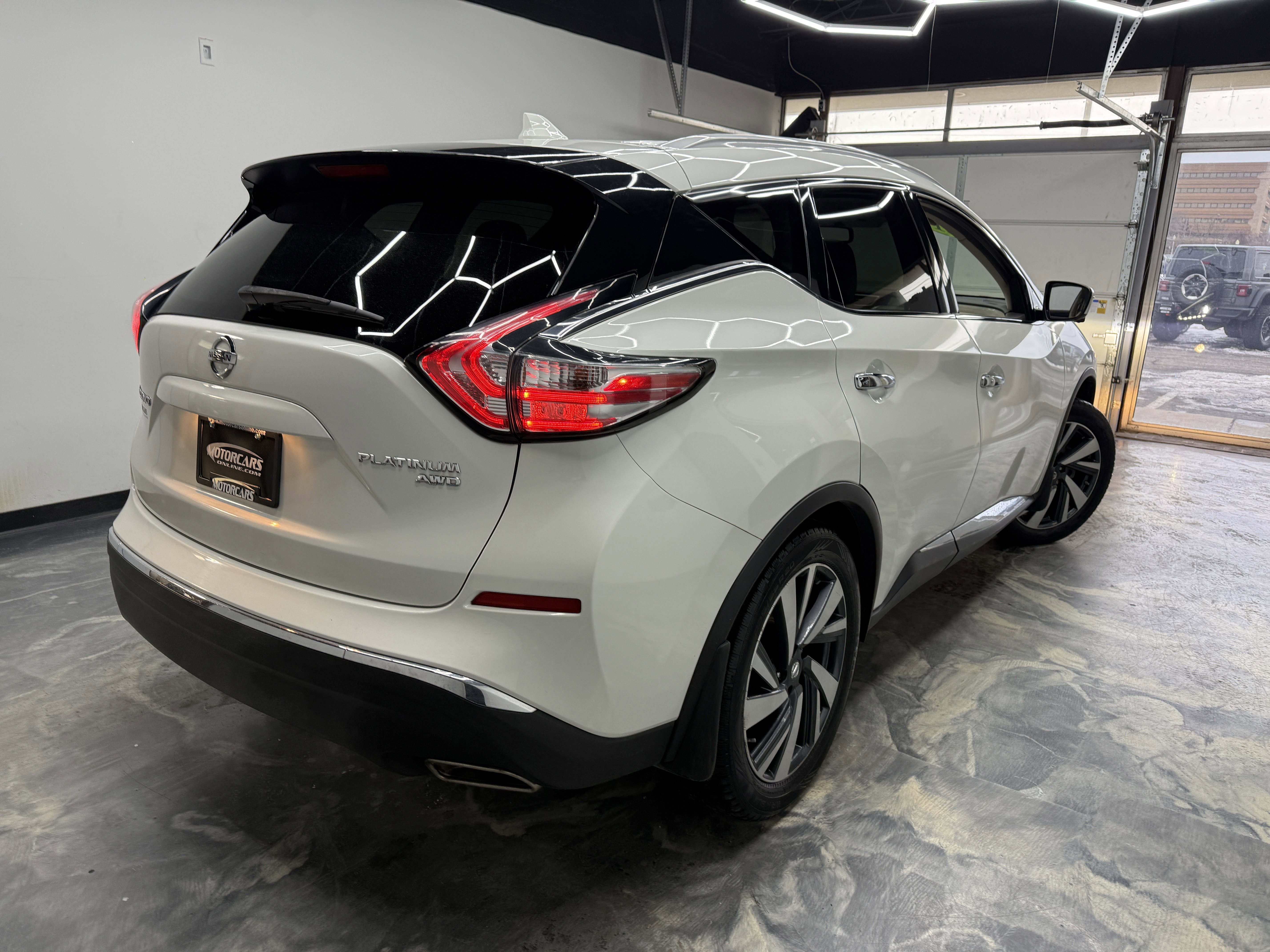 Used 2017 Nissan Murano Platinum image 5