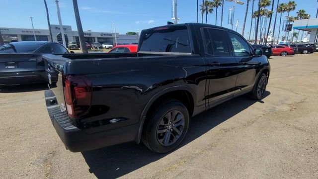 Used 2023 Honda Ridgeline Sport image 8