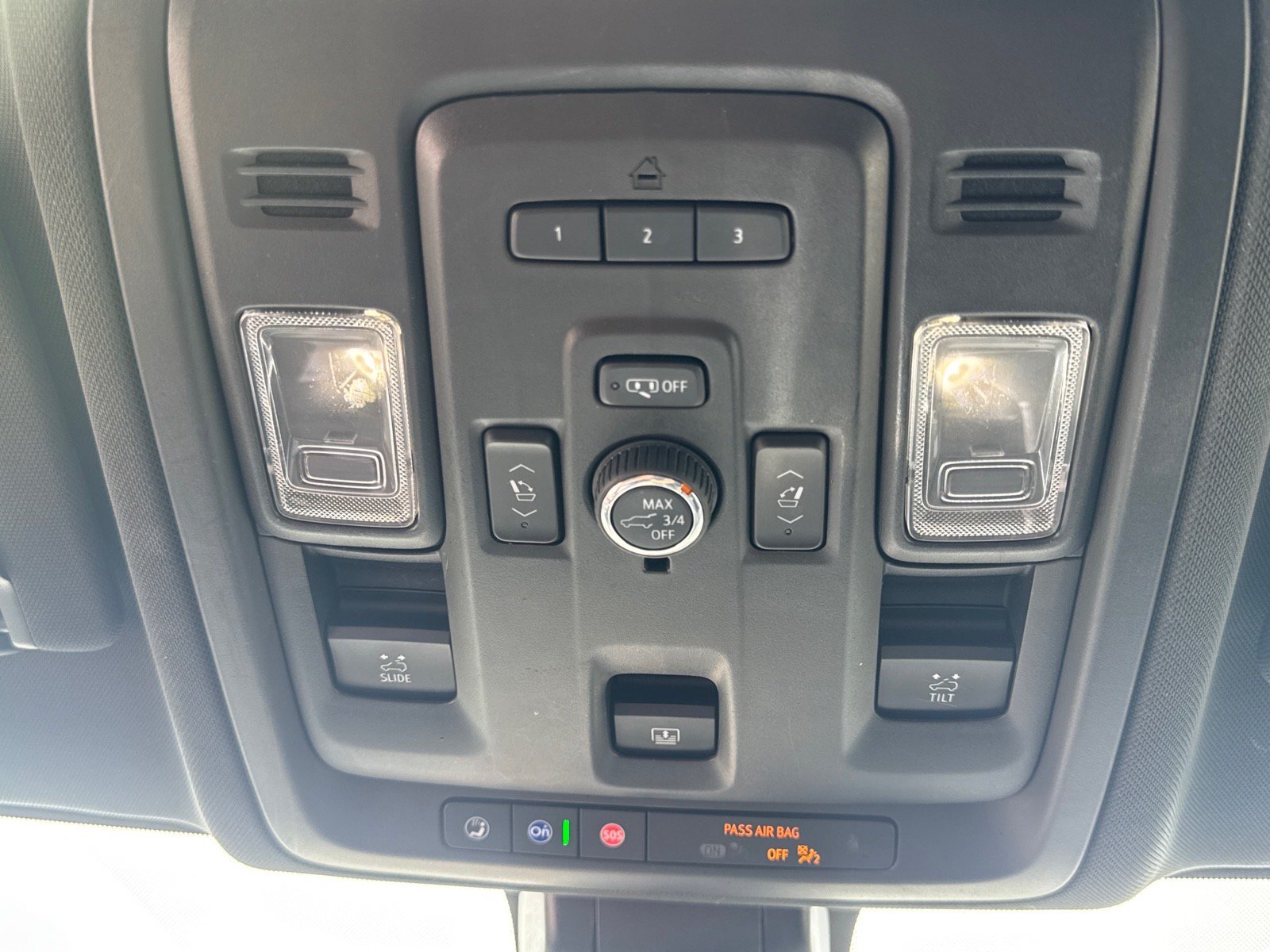 Used 2021 Chevrolet Suburban LT w/ LT Signature Package AWD/4WD image 25