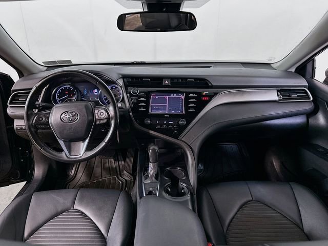 Used 2020 Toyota Camry SE AWD/4WD image 17