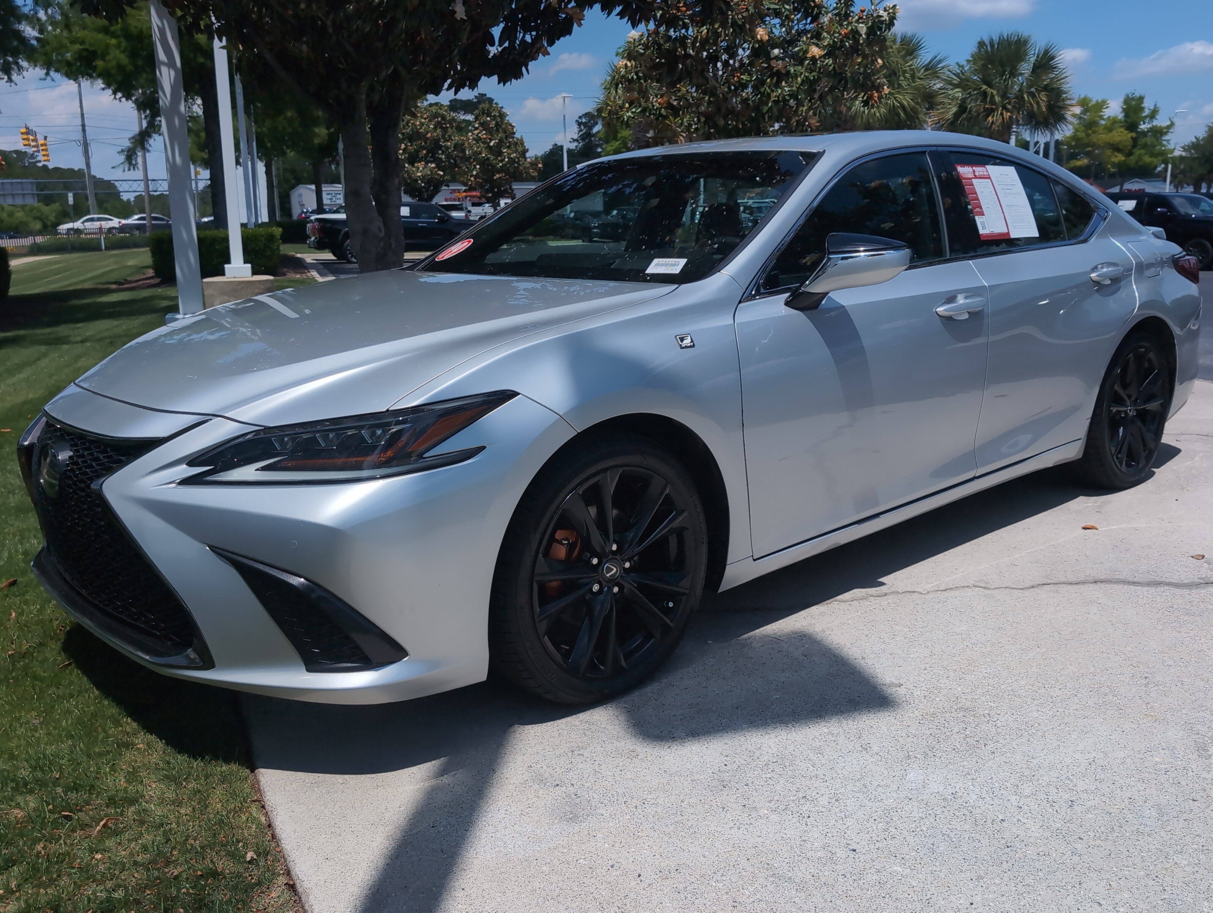 Used 2019 Lexus ES 350 F Sport w/ Accessory Package 2 FWD image 5