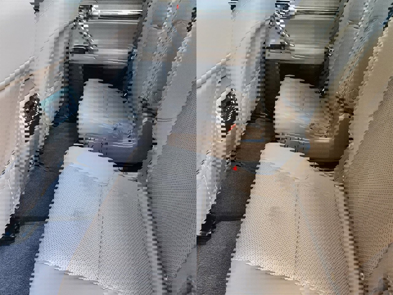 Used 2023 Lexus GX 460 Premium image 29