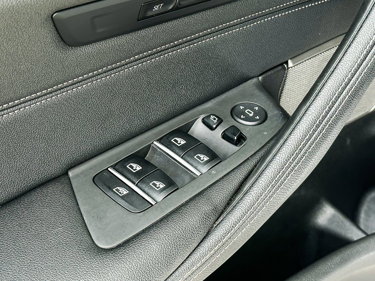 Certified 2022 BMW 530i 530i w/ Premium Package image 12