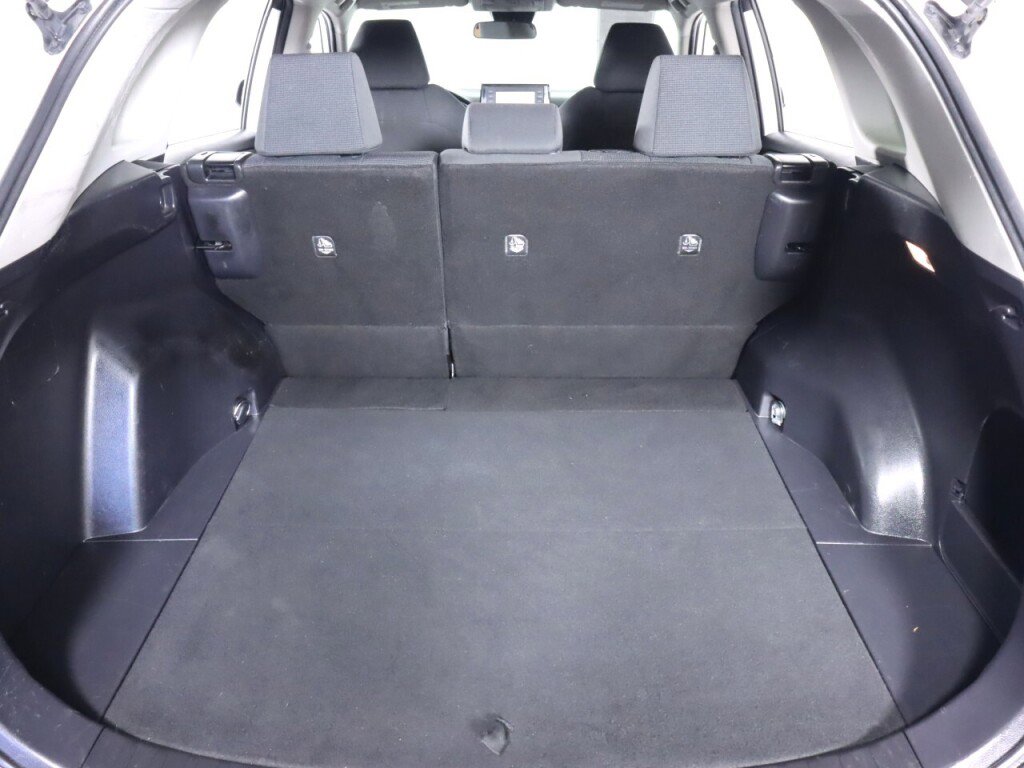 Used 2021 Toyota RAV4 LE image 30