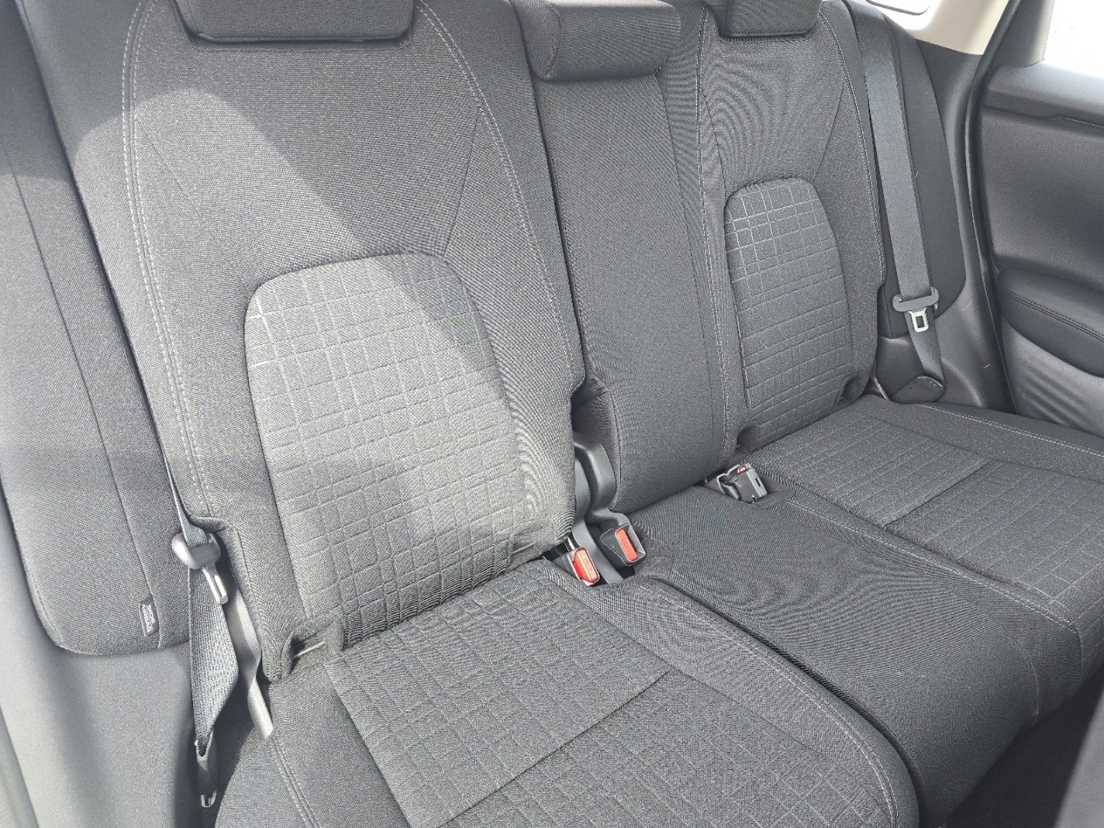 Used 2025 Honda HR-V LX image 24