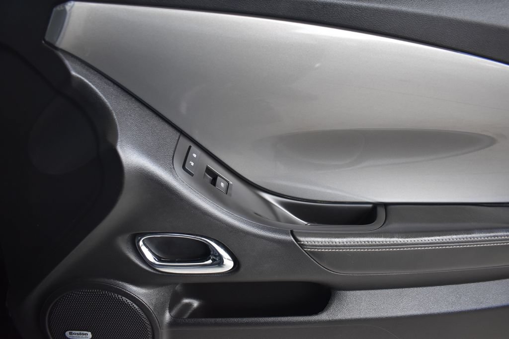 Used 2014 Chevrolet Camaro SS w/ RS Package RWD image 18
