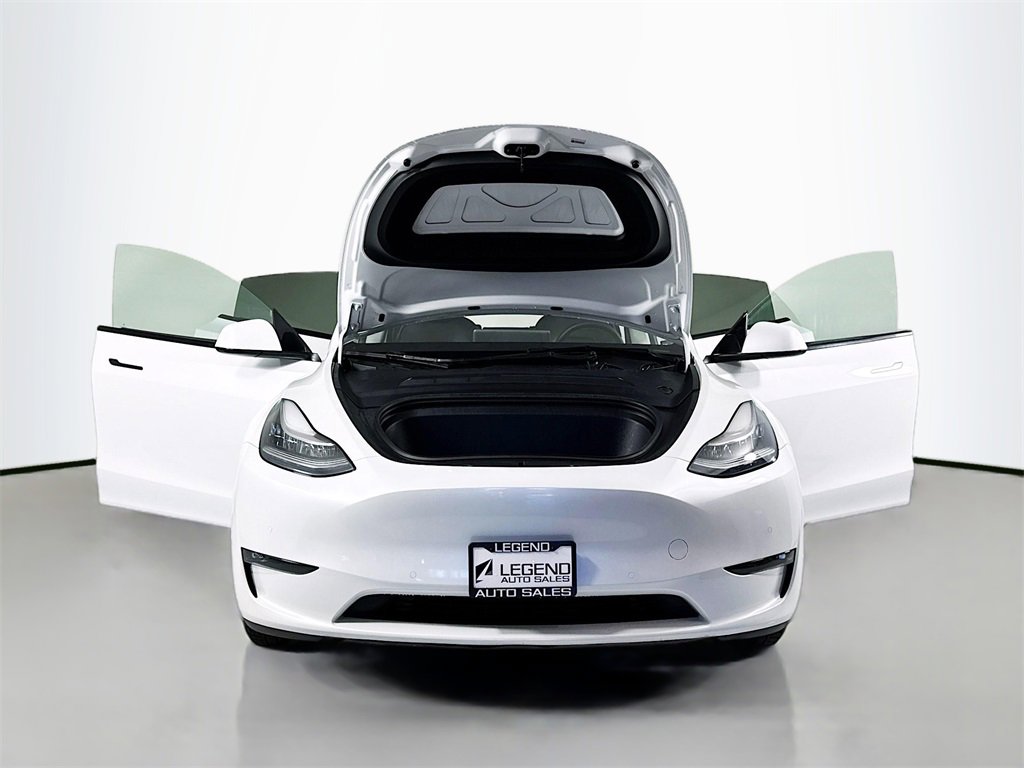 Used 2021 Tesla Model Y Long Range image 33