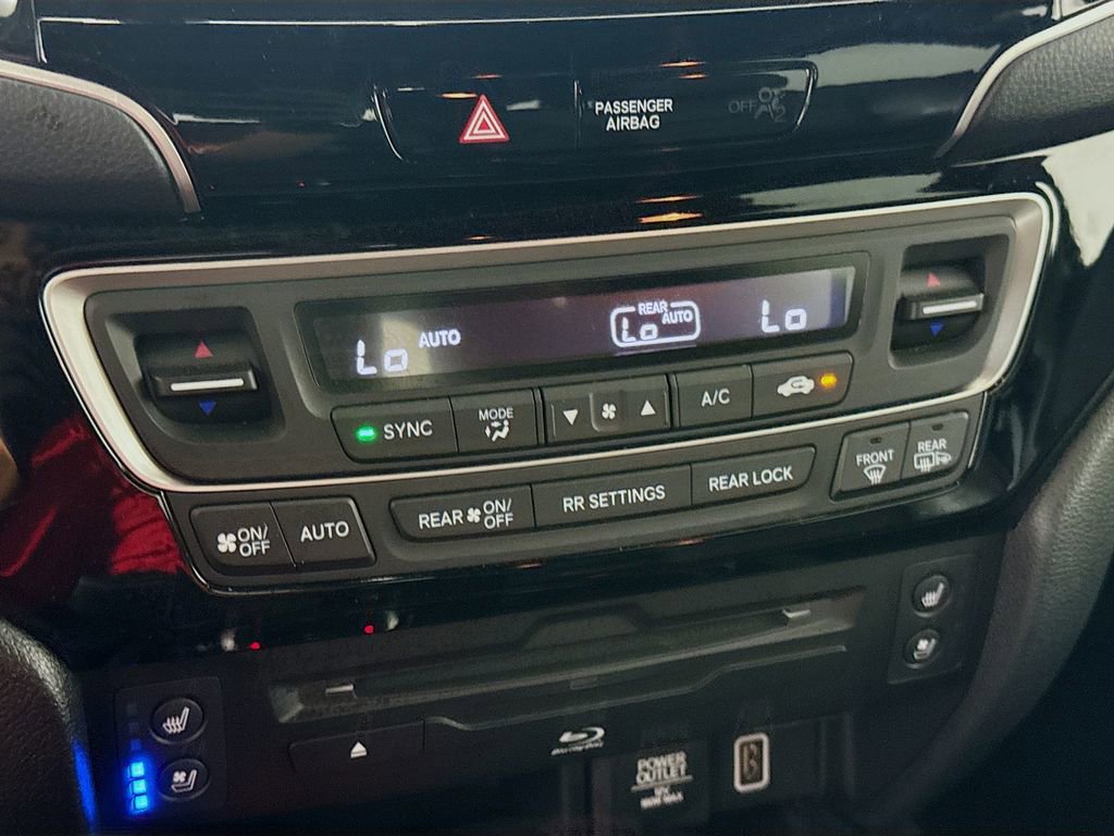Used 2020 Honda Pilot Black Edition image 15