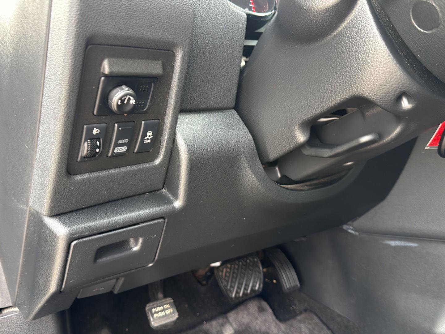 Used 2013 Nissan Rogue SL AWD/4WD image 14