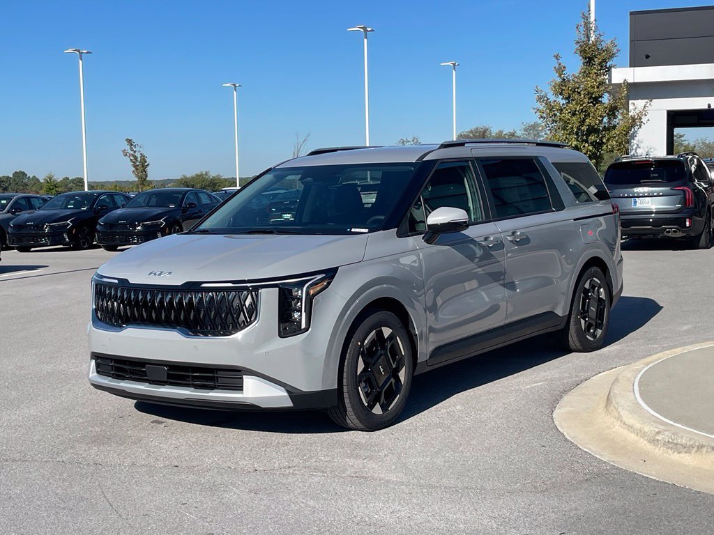 New 2027 Kia Carnival EX FWD image 4