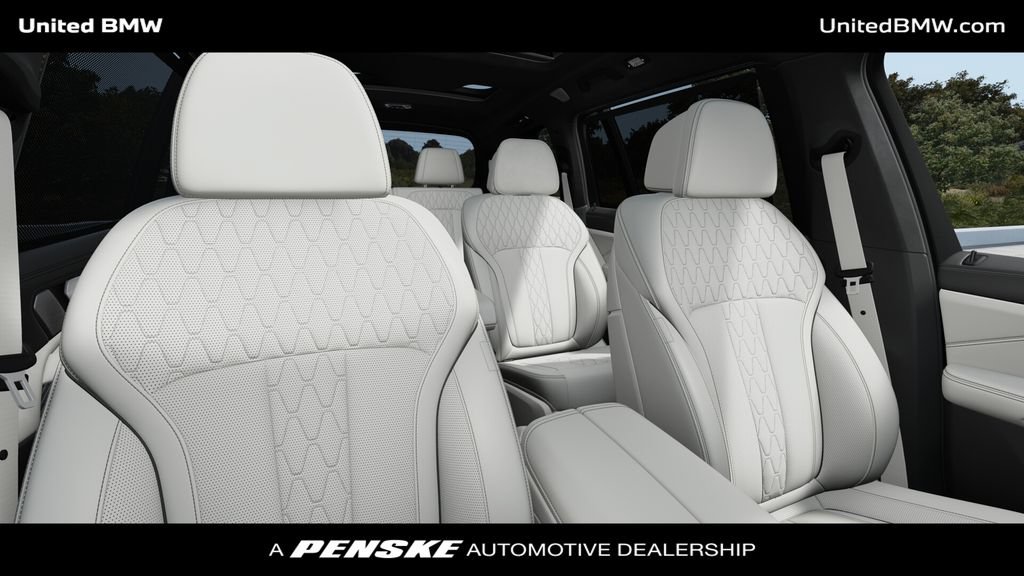 New 2027 BMW X7 M60i AWD/4WD image 2