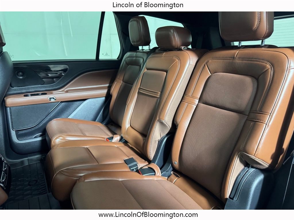 Certified 2025 Lincoln Aviator Reserve AWD/4WD image 15