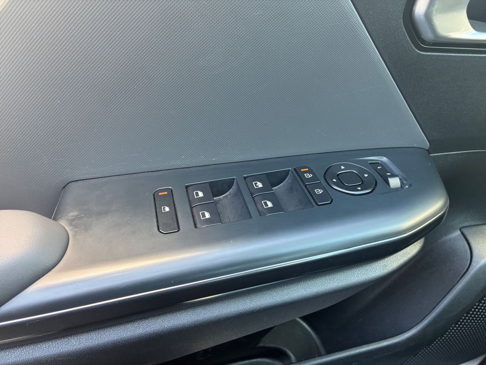 Used 2025 Kia K4 FWD image 18