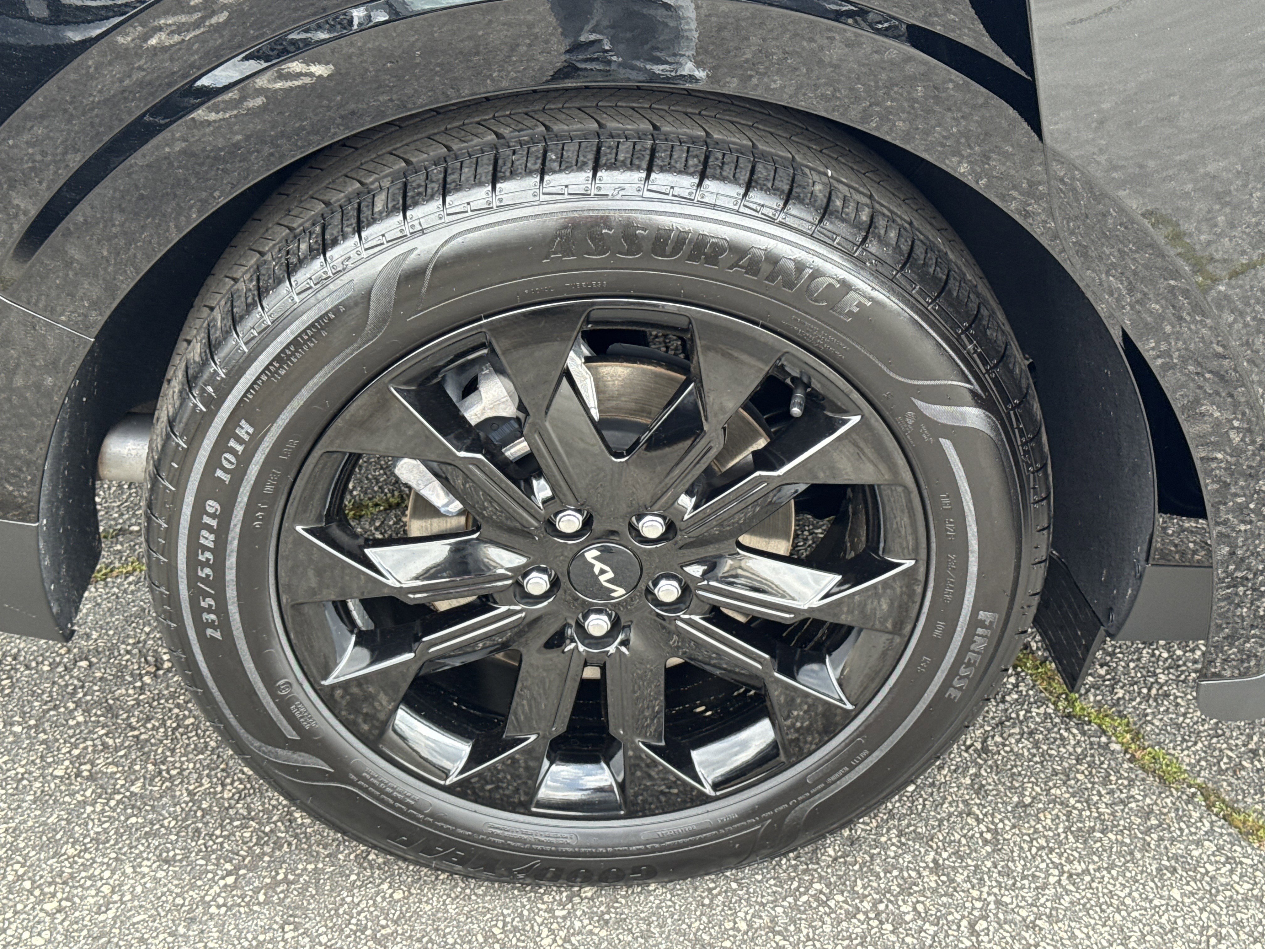 Certified 2024 Kia Carnival SX Prestige image 16