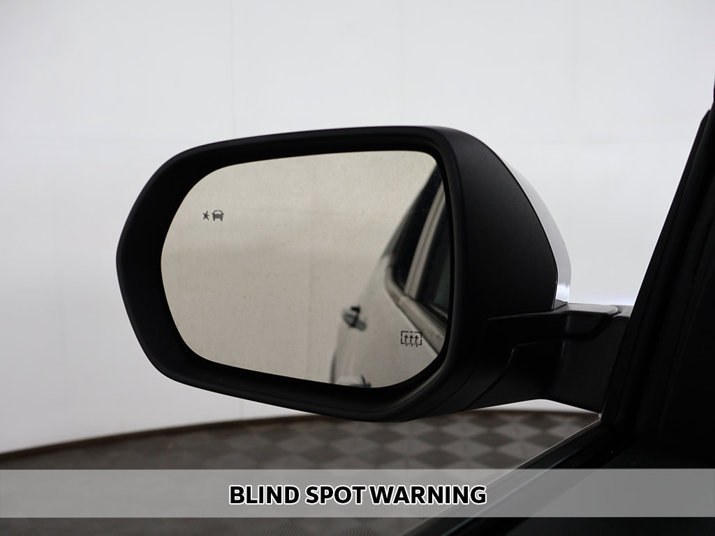 Used 2026 Chevrolet Equinox LT FWD image 5