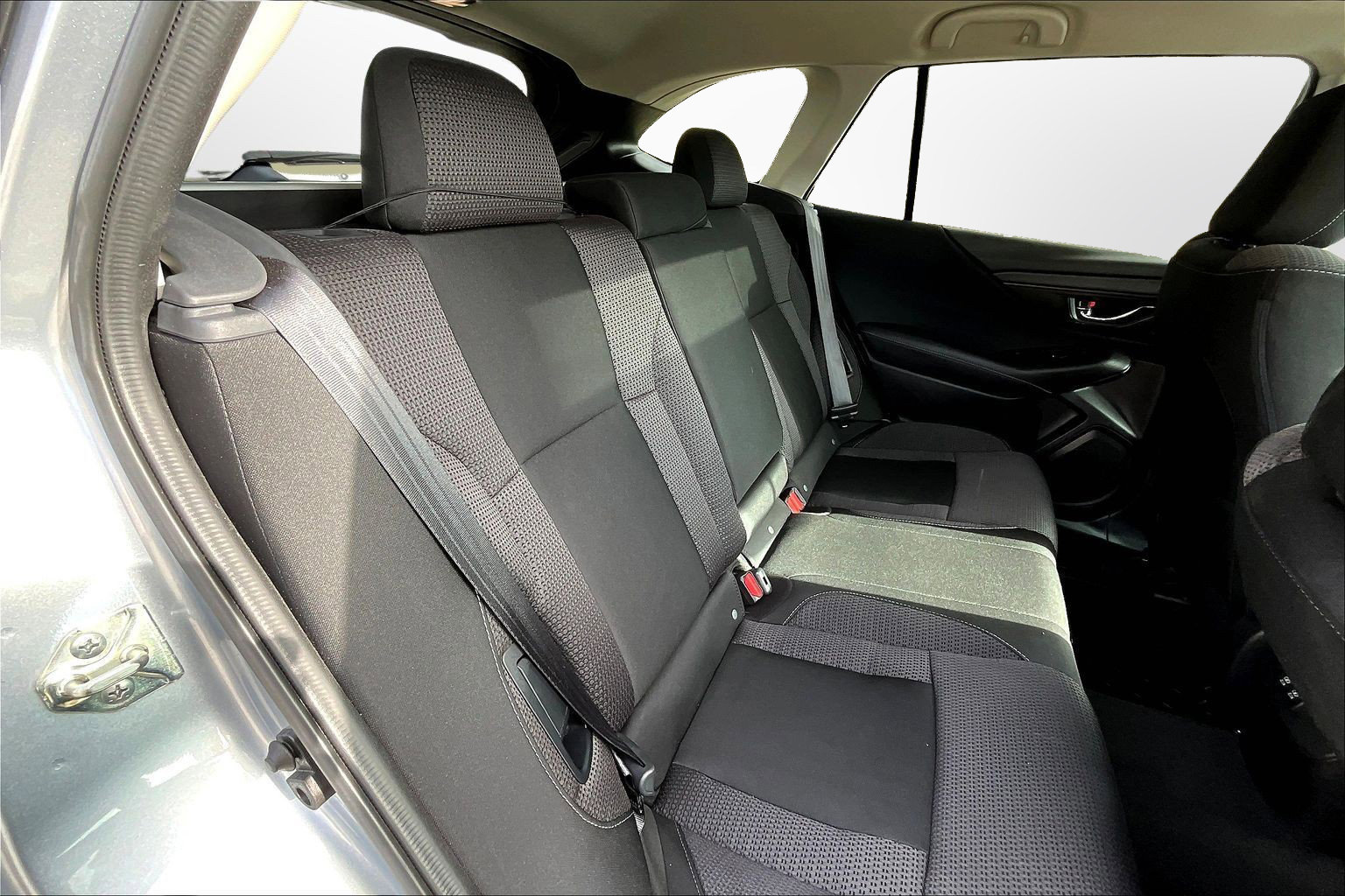 Used 2021 Subaru Outback Premium image 17