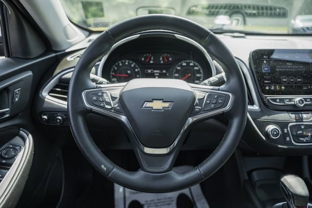 Used 2024 Chevrolet Malibu RS FWD image 33