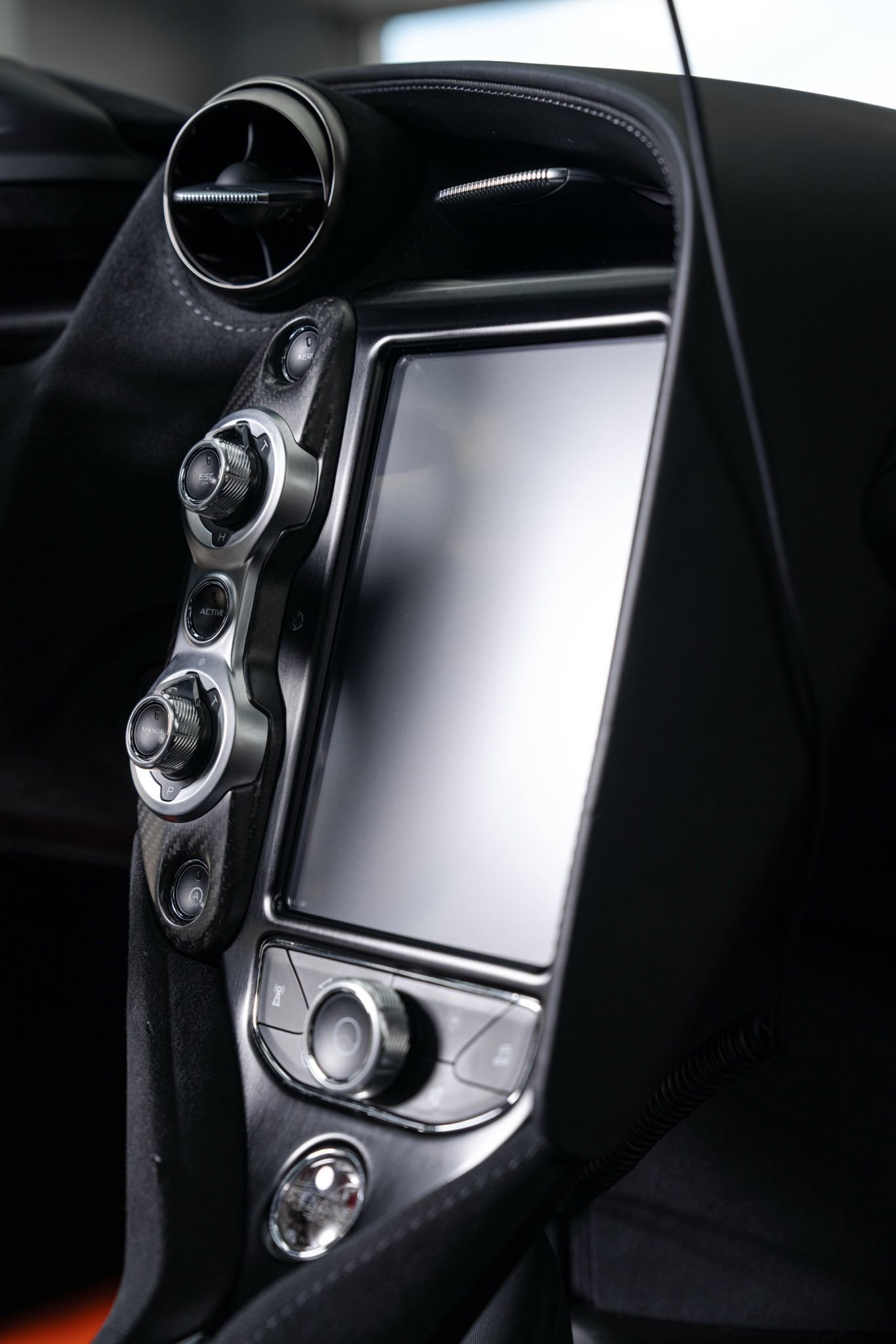 Used 2018 McLaren 720S Performance image 22