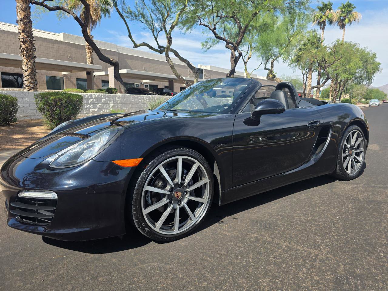 Used 2015 Porsche Boxster RWD image 3
