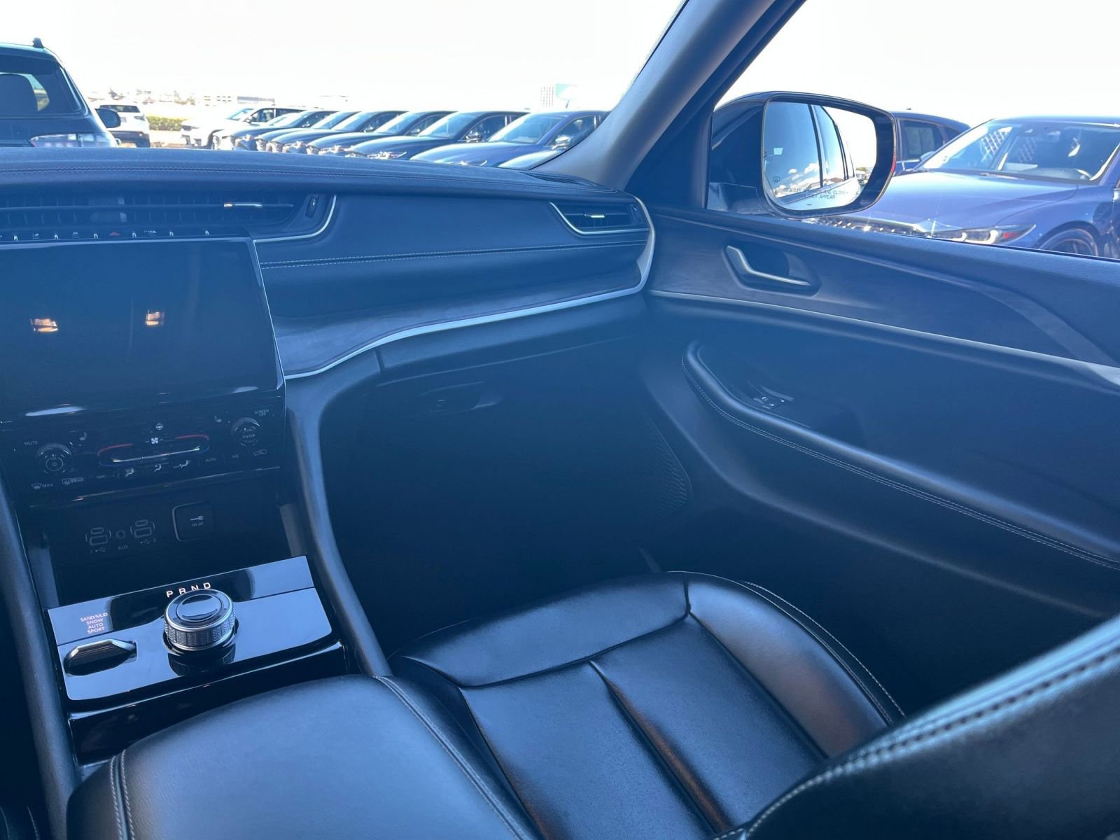 Used 2023 Jeep Grand Cherokee L Limited image 36