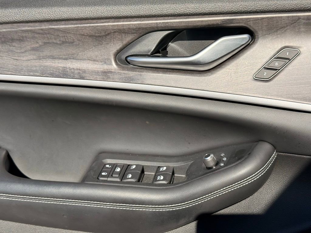 Used 2023 Jeep Grand Cherokee 4WD 4xe image 23