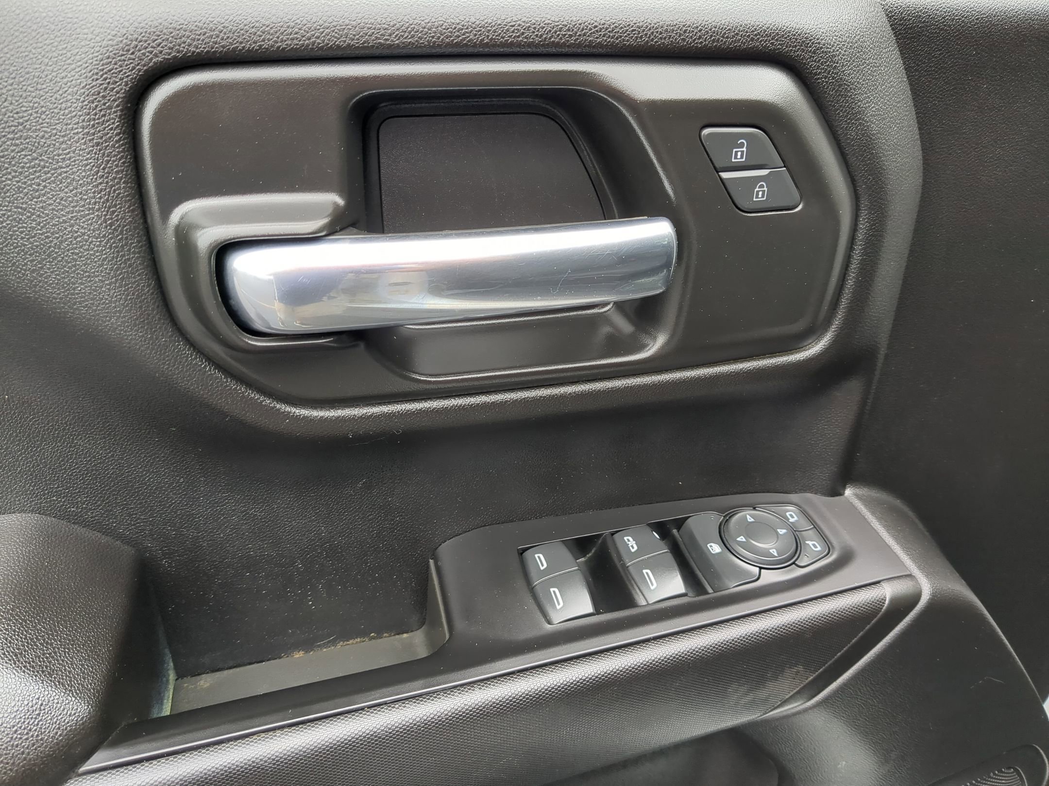 Used 2024 Chevrolet Silverado 1500 Custom w/ Rally Edition AWD/4WD image 15