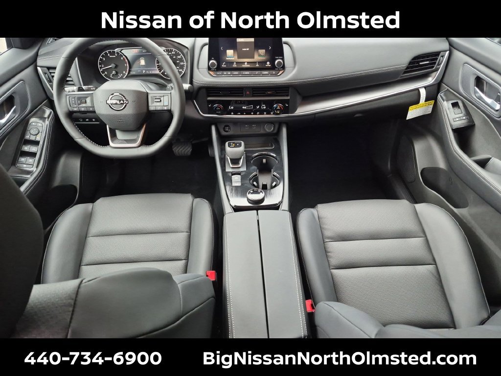 New 2026 Nissan Rogue Dark Armor AWD/4WD image 17
