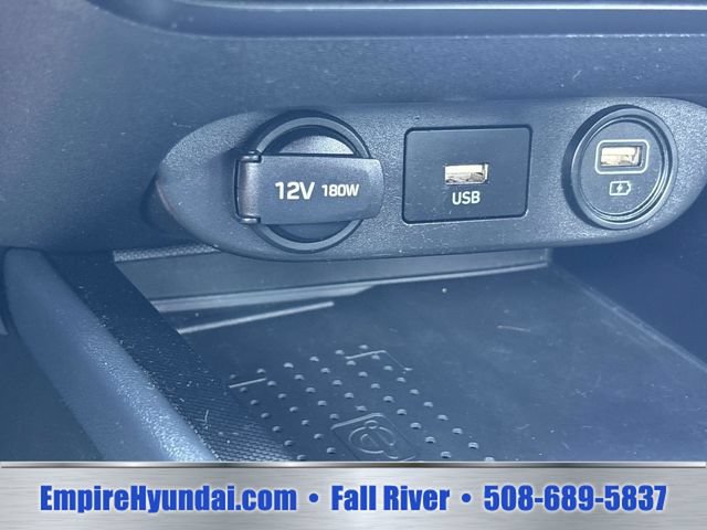 Used 2022 Hyundai Elantra SEL w/ Convenience + Premium Package FWD image 24