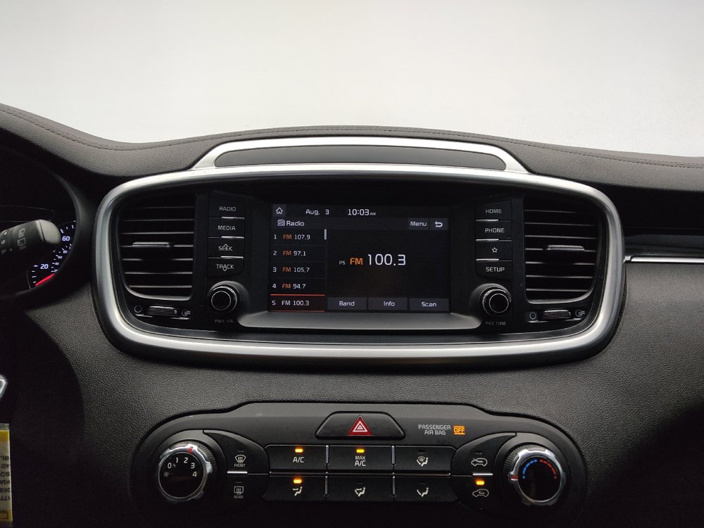 Used 2020 Kia Sorento LX AWD/4WD image 25