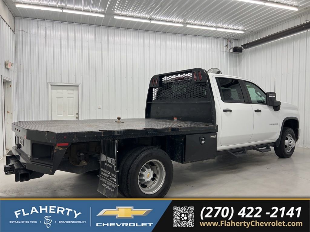 Used 2024 Chevrolet Silverado 3500 W/T w/ WT Convenience Package AWD/4WD image 2
