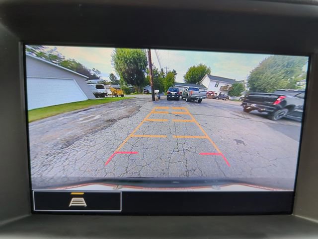 Used 2022 GMC Terrain SLT w/ LPO, Floor Liner Package image 24