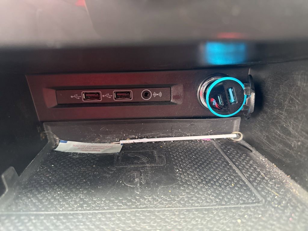 Used 2020 Volkswagen Tiguan SEL w/ 3rd Row Seat Package image 11