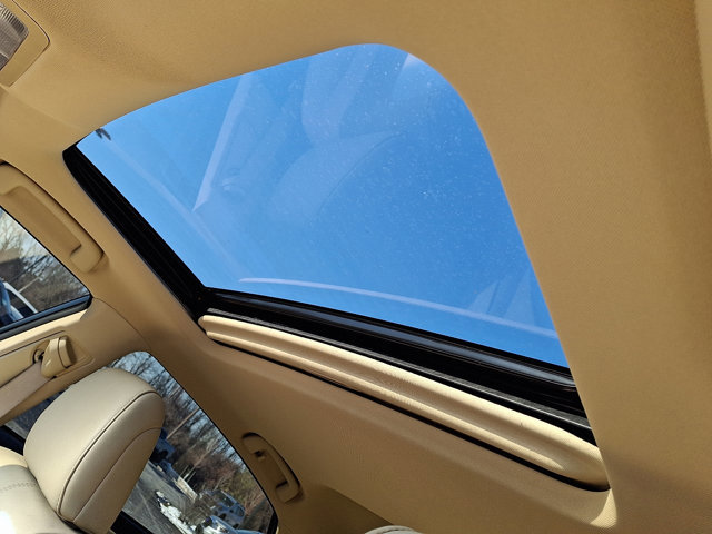 Used 2015 Toyota Avalon Limited image 15