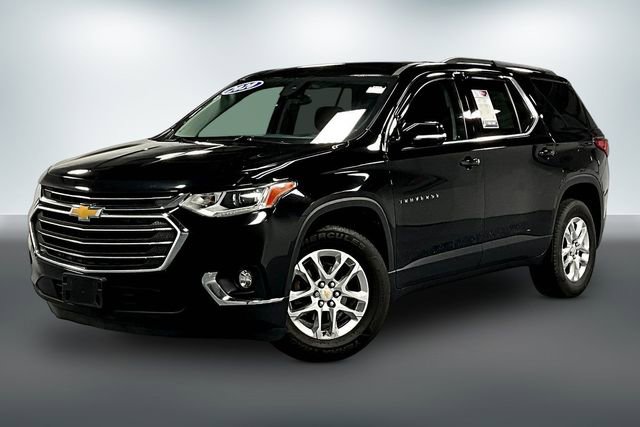 Used 2020 Chevrolet Traverse LT w/ Driver Confidence II Package AWD/4WD image 3