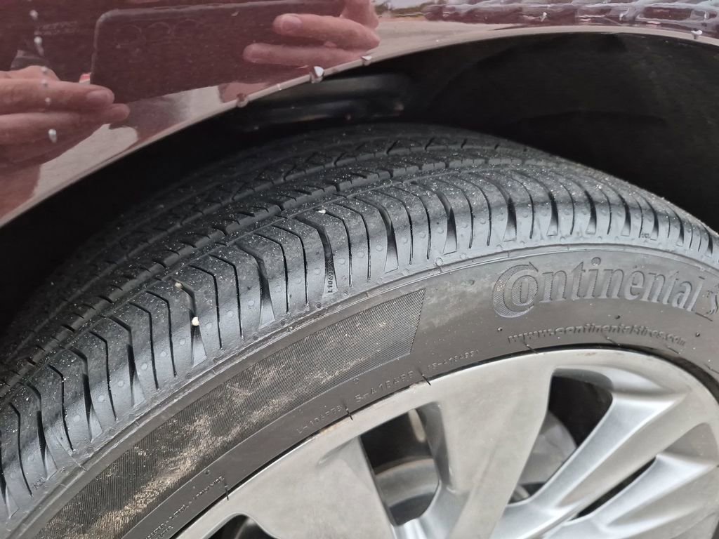 Used 2023 Buick Envision Avenir FWD image 15