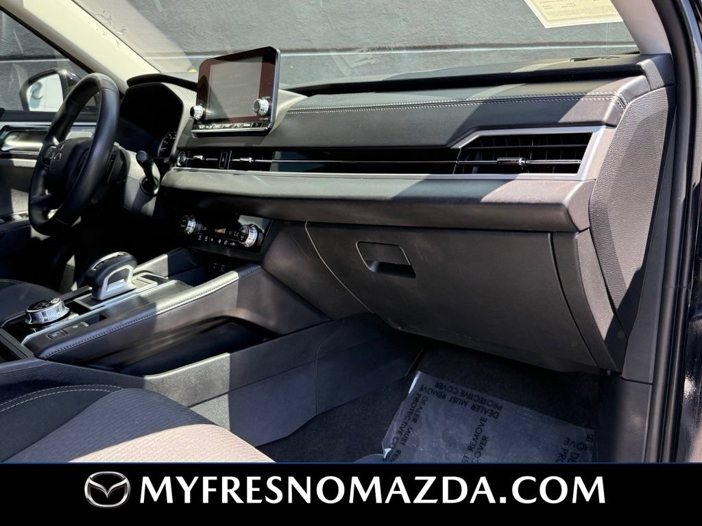 Used 2022 Mitsubishi Outlander ES FWD image 15