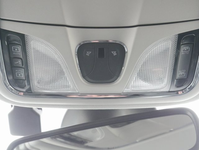 Used 2022 Jeep Cherokee Limited image 28