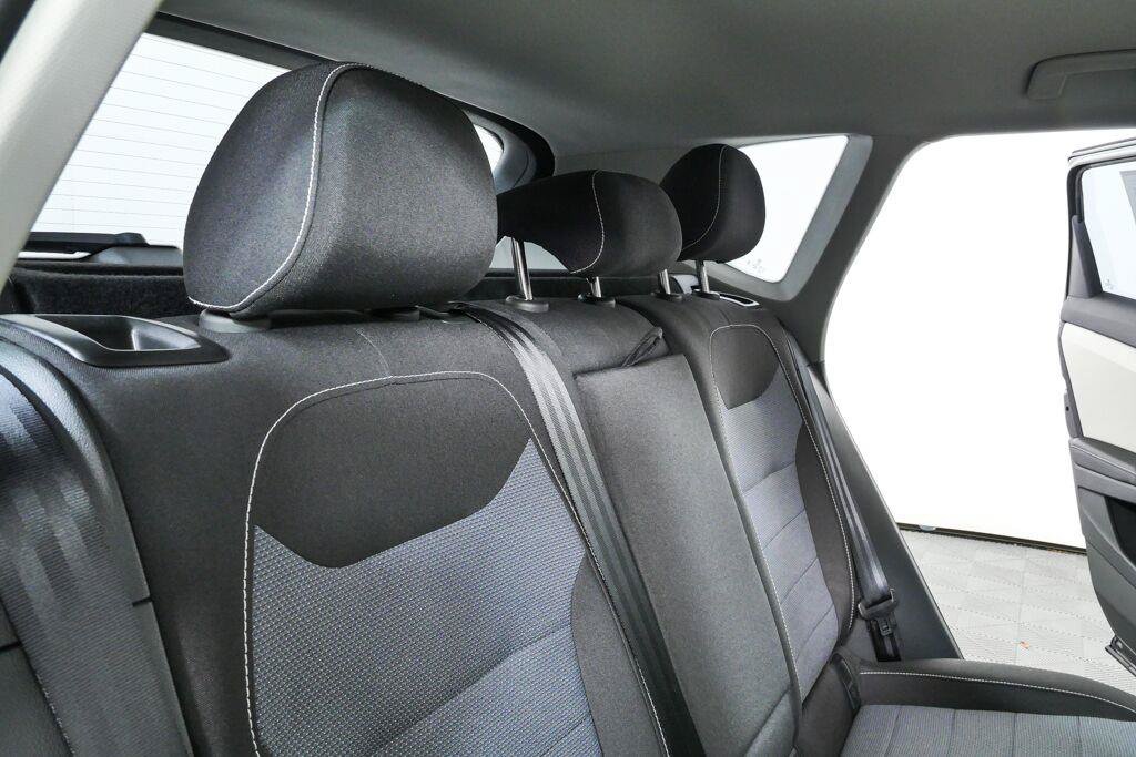 Used 2025 Volkswagen Taos S FWD image 19