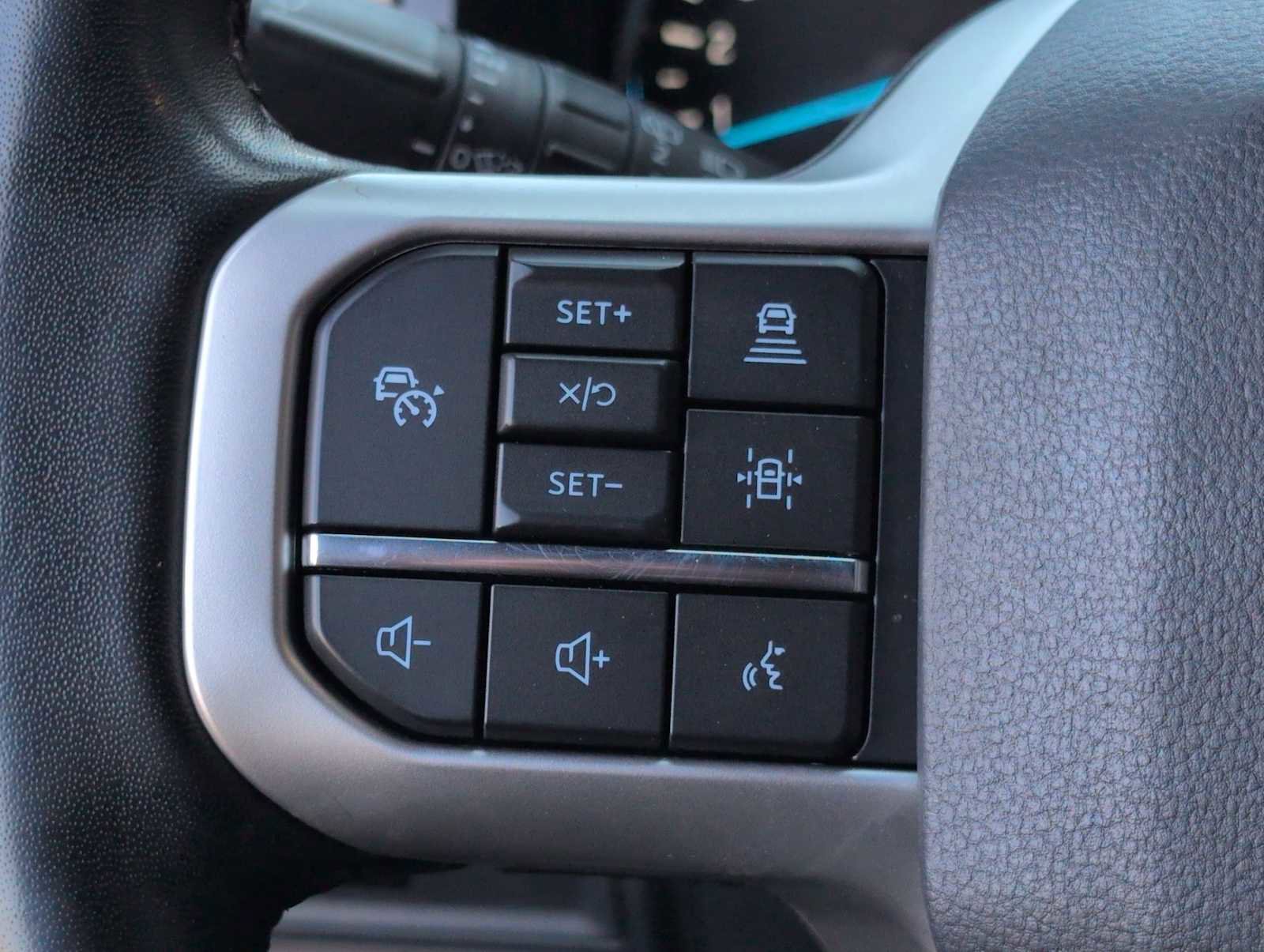 Used 2023 Ford Expedition Max Limited image 24